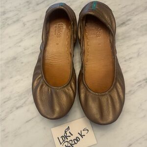 🤎 Tieks Metallic Bronze size 9 Leather Flats 🤎